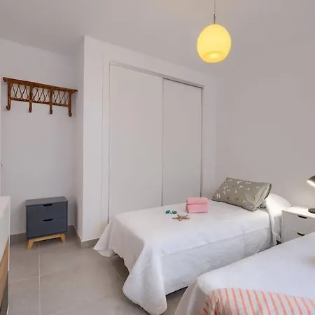 Bonito 2 Minutos De La Playa דירה