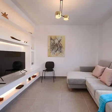 Bonito 2 Minutos De La Playa * Fuengirola